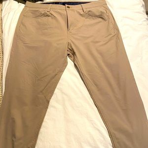 Men’s Vineyard Vines Pants